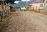 Parlamentar solicita asfaltamento de rua em Vilas Boas