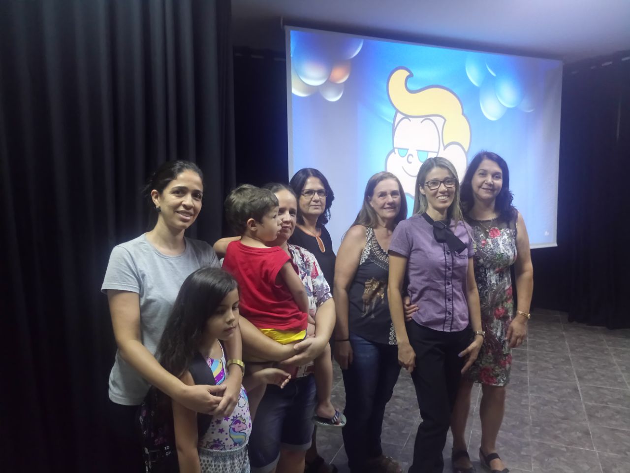 Professores conhecem o projeto Cine Câmara