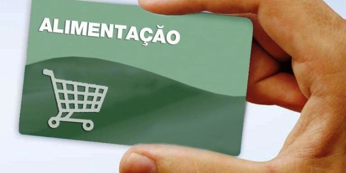 VEREADOR SOLICITA A IMPLEMENTAÇÃO DE AUXÍLIO ALIMENTAÇÃO PARA SERVIDORES PÚBLICOS DO MUNICÍPIO