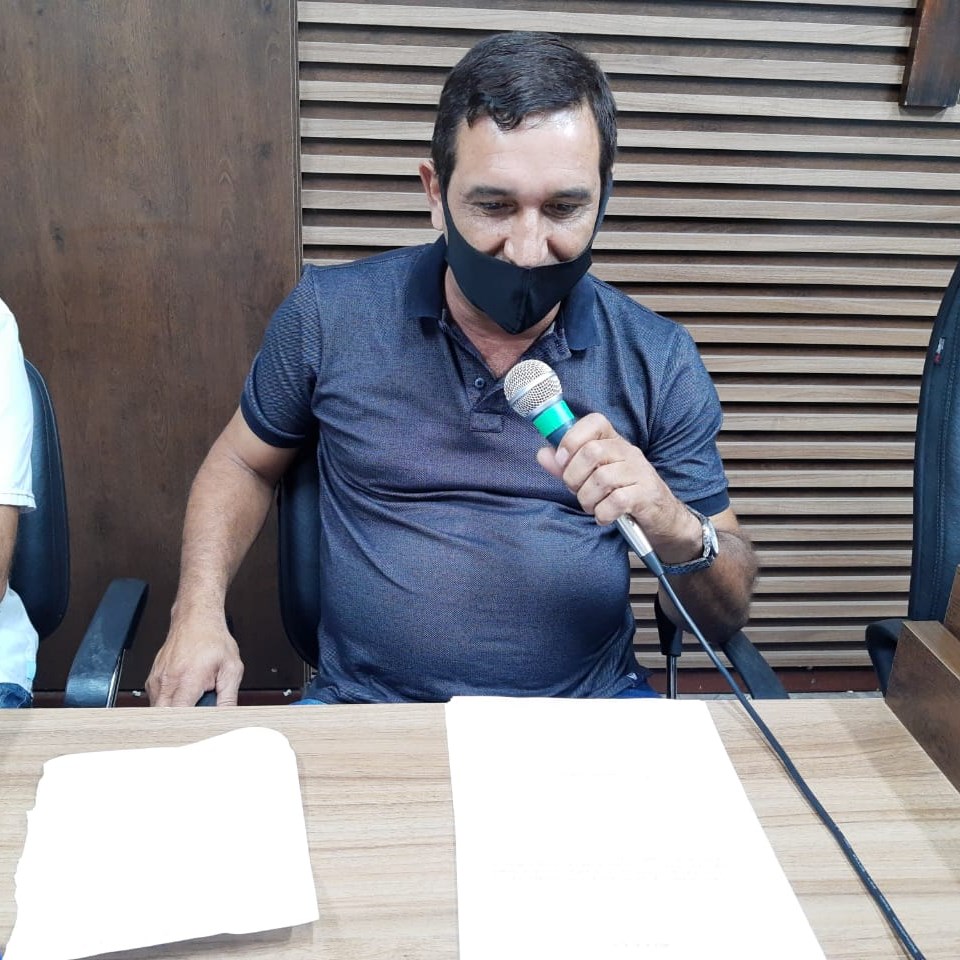 Vereador sugere melhoria em banheiro do Posto de Saúde