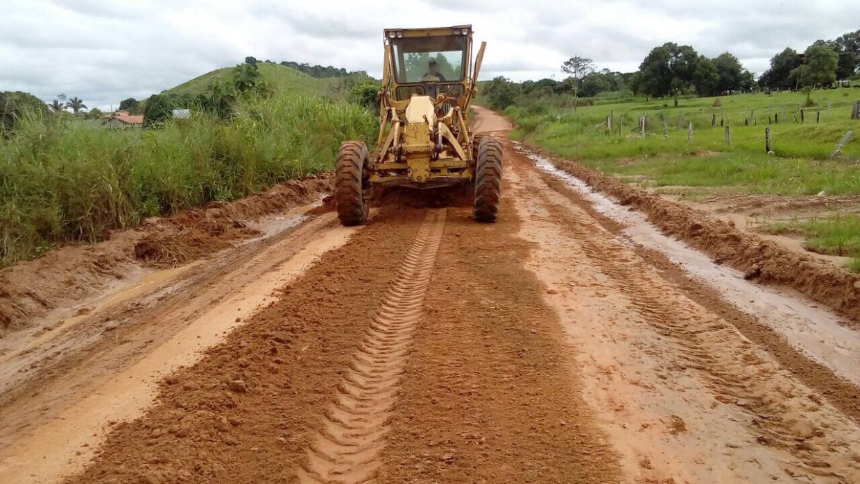 Vereadores cobram obras de patrolamento e cascalhamento no município
